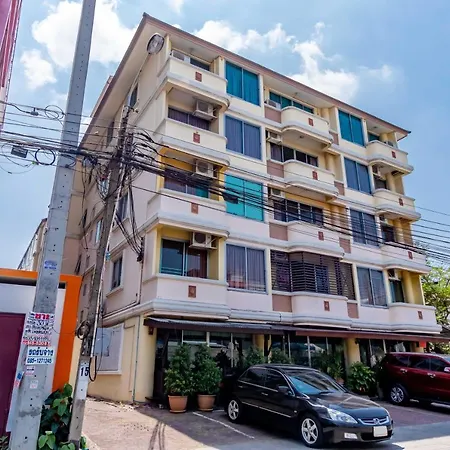 Benjaratch Boutique Apartment